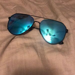 Blue Diff JESSIE James decker Sunglasses